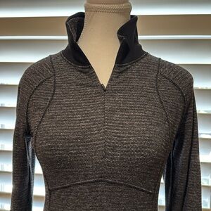 Like new Lulu lemon tops